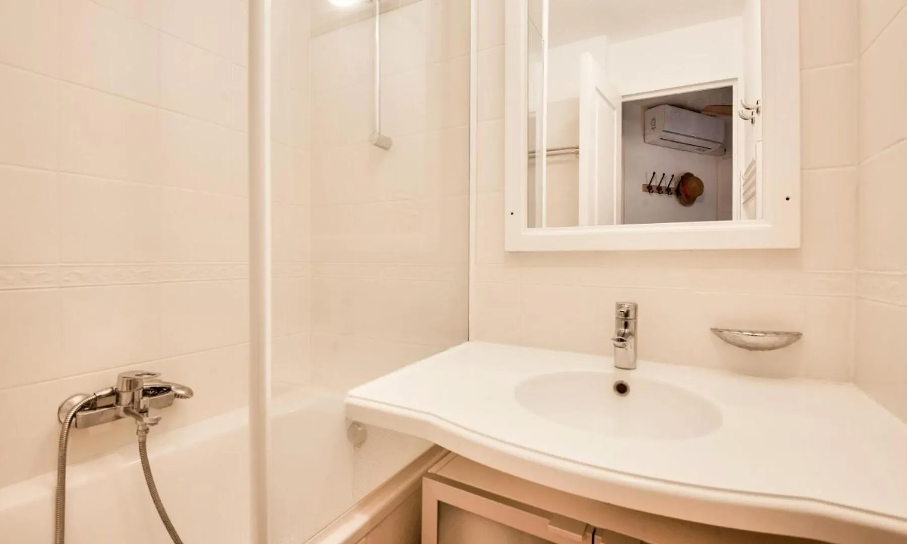 Apartment Village Pont Royal En Provence - Maeva Home - Appartement Climatise Avec Terrasse 4 Pieces 8 Personnes - Prestige - Super Home Mae-6210 Mallemort